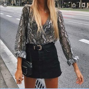 Zara body/blouse, trendy snake print.
